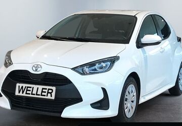 Toyota Yaris 28.548 km 14.480 &euro; Bielefeld 33609