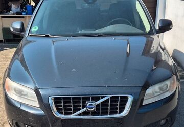 Volvo V70 377.605 km 4.900 &euro; Borgholzhausen 33829