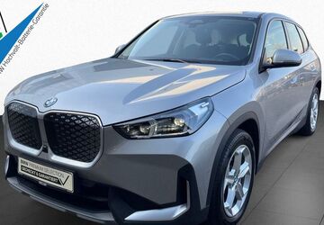 BMW iX1 47.943 km 39.750 &euro; Detmold 32758