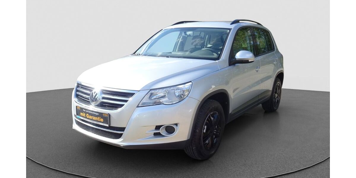 VW Tiguan 73.334 km 7.990 &euro; Löhne 32584