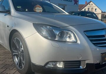 Opel Insignia 84.000 km 8.499 &euro; Löhne 32584