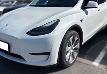 Tesla Model Y 35.000 km 37.999 &euro; Detmold 32758