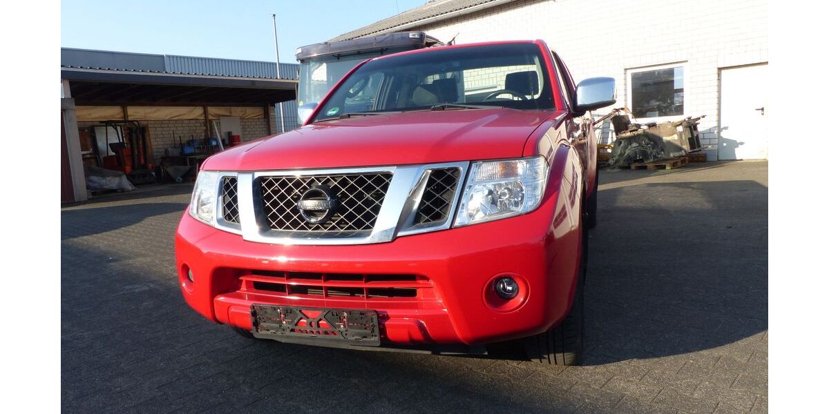 Nissan Navara 146.000 km 8.500 &euro; Schloß Holte 33758