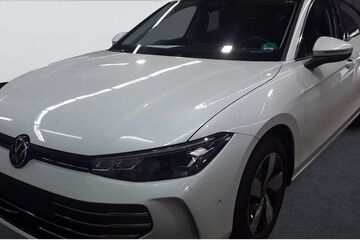VW Passat 23.929 km 32.980 &euro; Bielefeld 33689