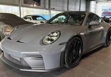 Porsche 992 3.800 km 239.800 &euro; Bielefeld 33719