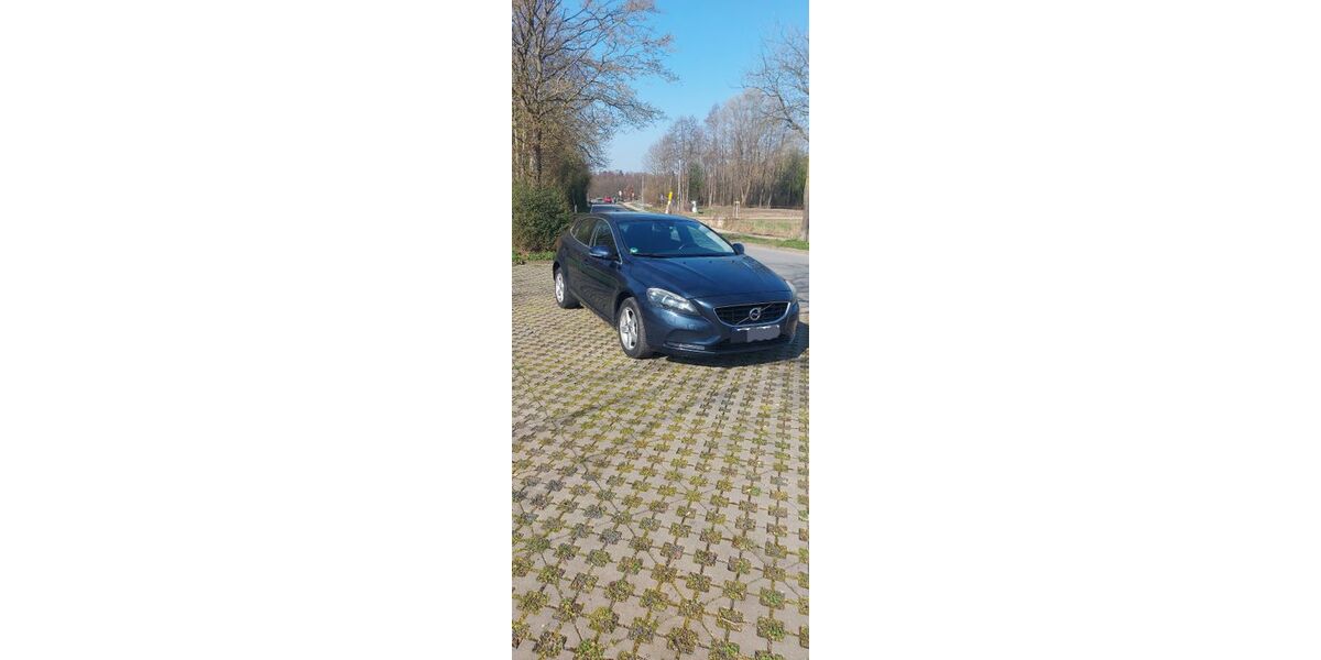 Volvo V40 257.000 km 6.800 &euro; Melle 49324