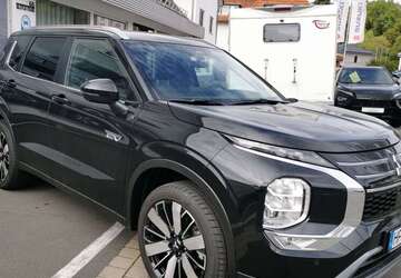 Mitsubishi Outlander 1.500 km 45.950 &euro; Herford 32052
