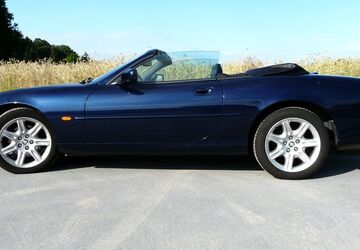 Jaguar XK8 78.111 km 19.800 &euro; Harsewinkel 33428