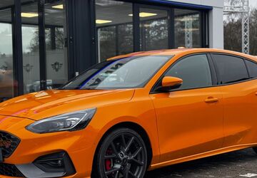 Ford Focus 30.148 km 27.450 &euro; Halle Westfalen 33790