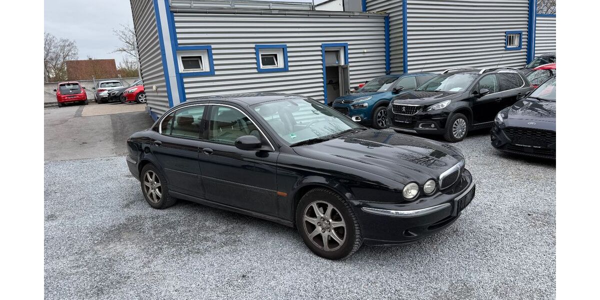 Jaguar X-Type 247.000 km 1.999 &euro; Detmold 32758
