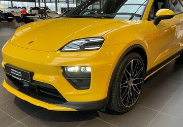 Porsche Macan 8.900 km 96.900 &euro; Bielefeld 33719