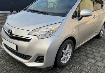 Toyota Verso-S 130.500 km 5.990 &euro; Melle 49324