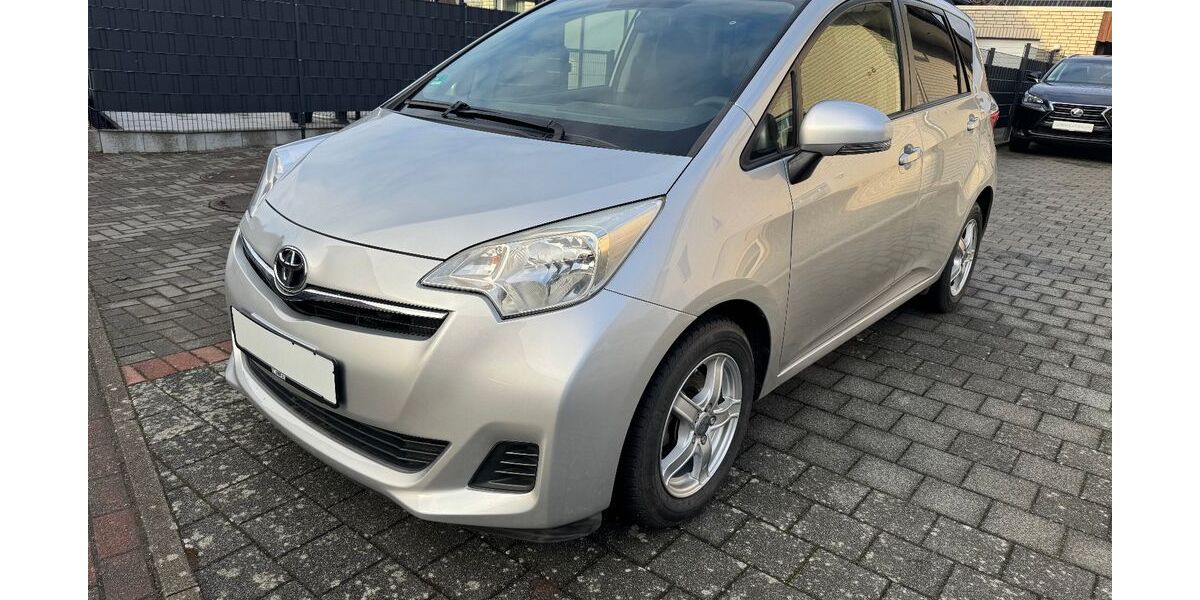 Toyota Verso-S 130.500 km 5.990 &euro; Melle 49324