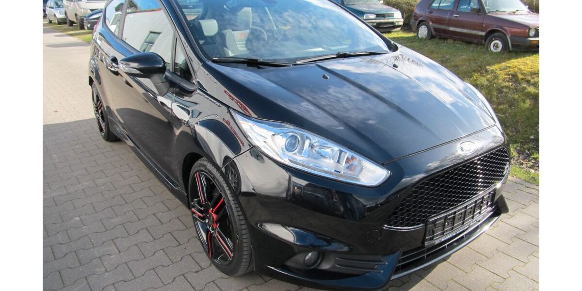 Ford Fiesta 137.727 km 8.250 &euro; Vlotho 32602