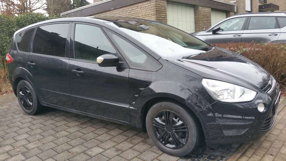 Ford S-Max 186.000 km 4.350 &euro; Bielefeld 33609