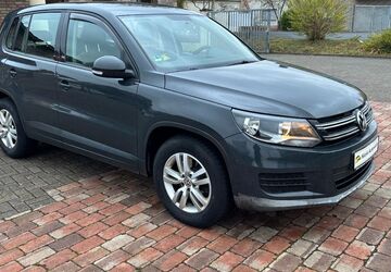 VW Tiguan 431.000 km 8.250 &euro; Versmold 33775