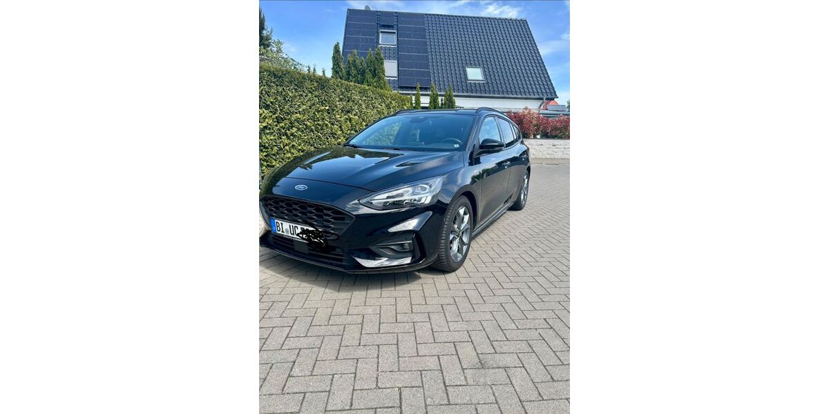 Ford Focus 53.000 km 16.999 &euro; Bielefeld 33611
