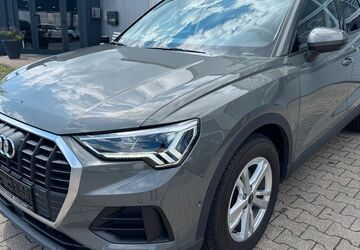 Audi Q3 127.300 km 22.990 &euro; Bielefeld 33719
