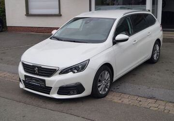 Peugeot 308 85.000 km 14.490 &euro; Gütersloh 33332