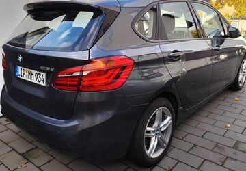 BMW 216 Active Tourer 107.000 km 14.400 &euro; Detmold 32760