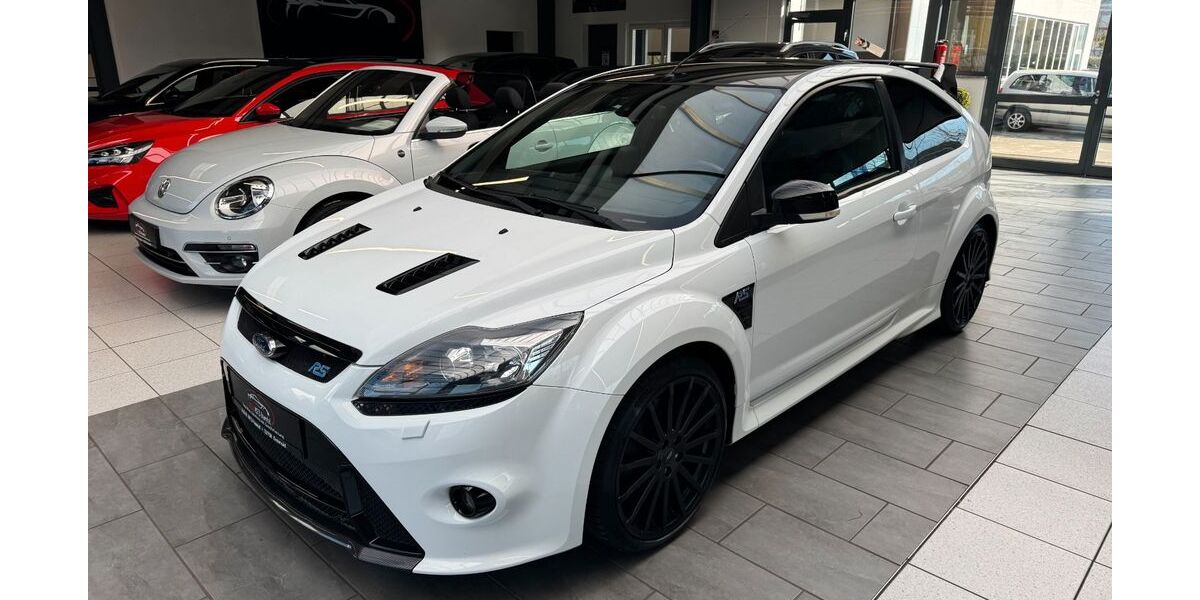 Ford Focus 124.000 km 29.900 &euro; Detmold 32758