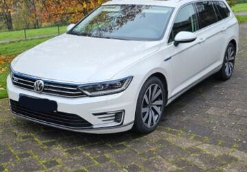 VW Passat Variant 132.000 km 17.600 &euro; Herford 32049
