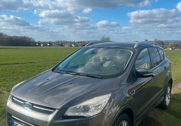 Ford Kuga 195.000 km 9.200 &euro; Bünde 32257