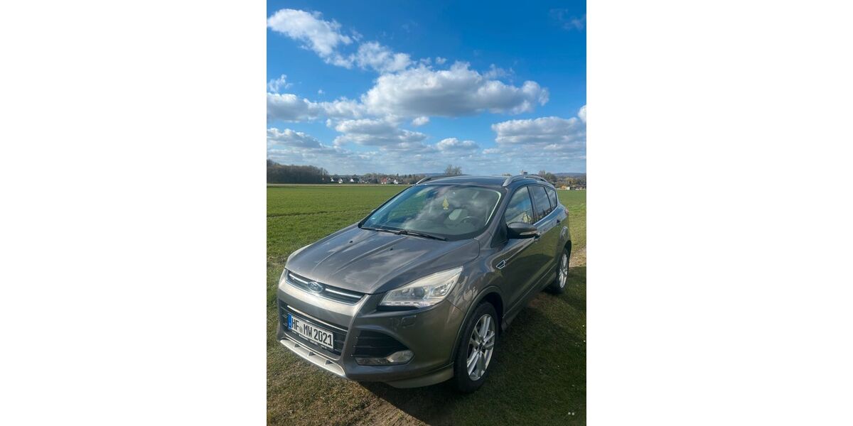 Ford Kuga 195.000 km 9.200 &euro; Bünde 32257