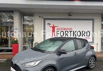 Toyota Yaris 2.980 km 29.500 &euro; Bielefeld 33689