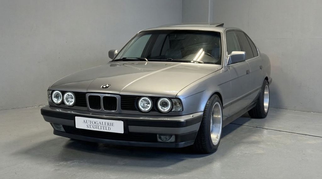 BMW 520 215.000 km 7.999 &euro; Schloß Holte Stukenbrock 33759