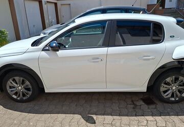 Peugeot e-208 38.500 km 16.950 &euro; Bielefeld 33729