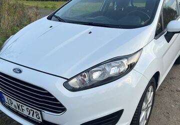 Ford Fiesta 128.000 km 4.499 &euro; Lemgo 32657