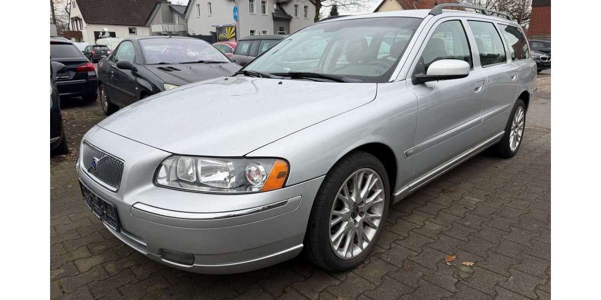 Volvo V70 238.000 km 7.499 &euro; Bielefeld 33659