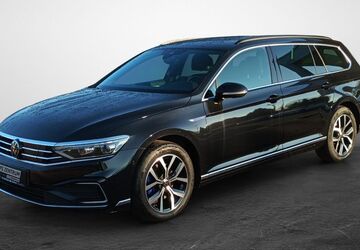 VW Passat Variant 61.727 km 25.930 &euro; Versmold 33775