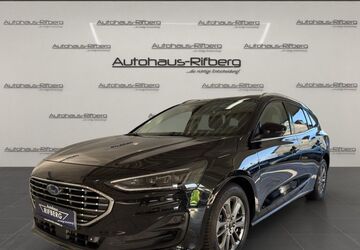 Ford Focus 24.500 km 22.890 &euro; Detmold 32758