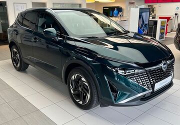 Nissan Qashqai 2.700 km 32.890 &euro; Rietberg 33397