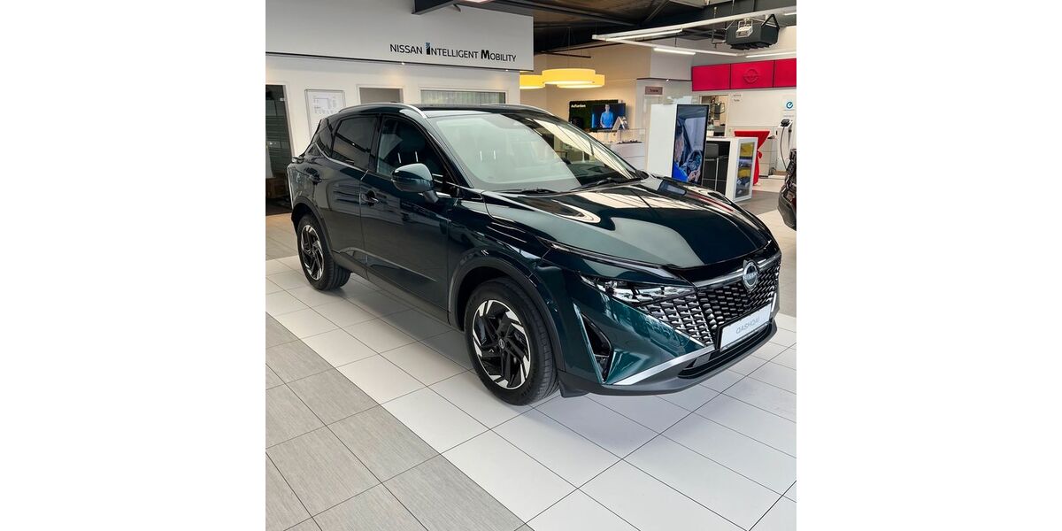 Nissan Qashqai 2.700 km 32.890 &euro; Rietberg 33397