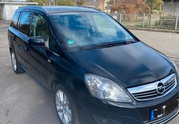 Opel Zafira 254.595 km 1.999 &euro; Löhne 32584