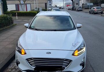Ford Focus 104.500 km 11.750 &euro; bielefeld 33609