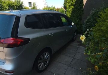 Opel Zafira Tourer 148.000 km 6.600 &euro; Bielefeld 33729