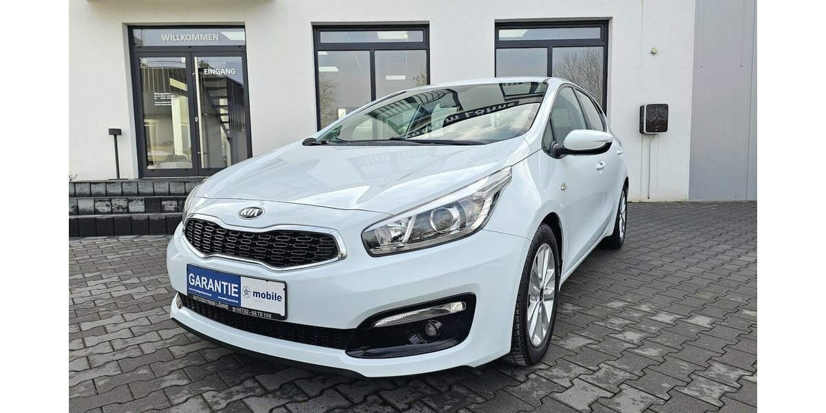 Kia cee´d 1.6 CRDI Edition 7 AHK KLIMA AUS 2.HAND 128.056 km 8.990 &euro; Löhne 32584
