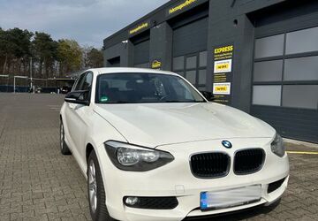 BMW 114 166.000 km 4.750 &euro; Bielefeld 33647