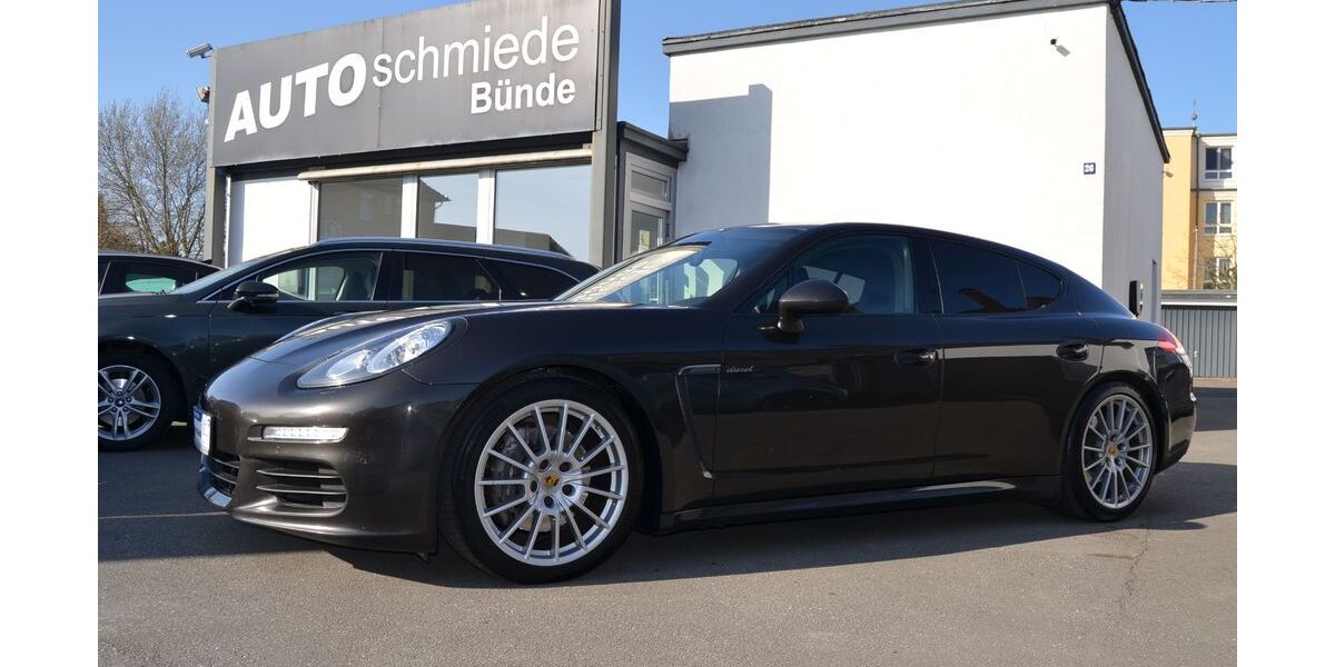 Porsche Panamera 209.900 km 26.600 &euro; Bünde 32257
