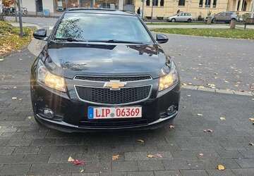 Chevrolet Cruze 175.500 km 4.200 &euro; Detmold 32756