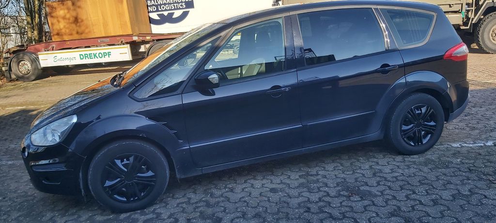 Ford S-Max 186.000 km 4.350 &euro; Bielefeld 33602
