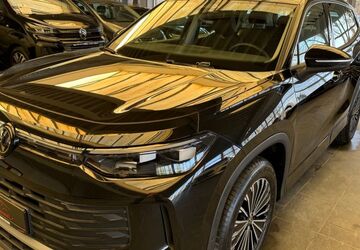 VW Tayron 14.700 km 41.999 &euro; Versmold 33775