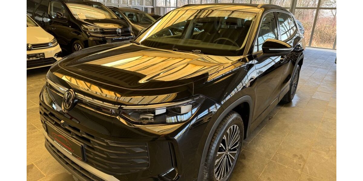 VW Tayron 14.700 km 41.999 &euro; Versmold 33775