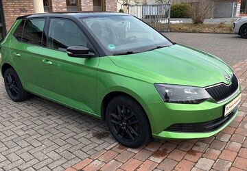 Skoda Fabia 110.950 km 9.750 &euro; Versmold 33775