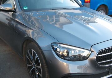 Mercedes-Benz E 300 126.000 km 32.500 &euro; Bielefeld 33613