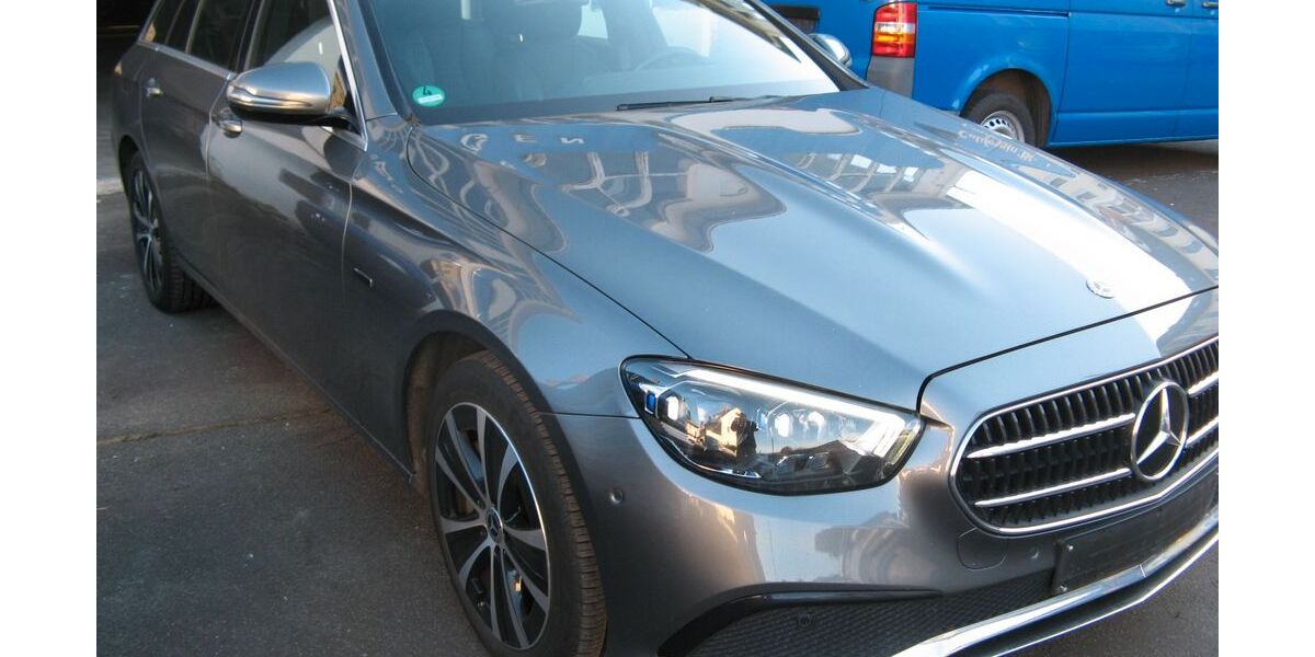 Mercedes-Benz E 300 126.000 km 32.500 &euro; Bielefeld 33613